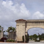 Woodlawn Cemetery - Palm Beach's oldest gated community